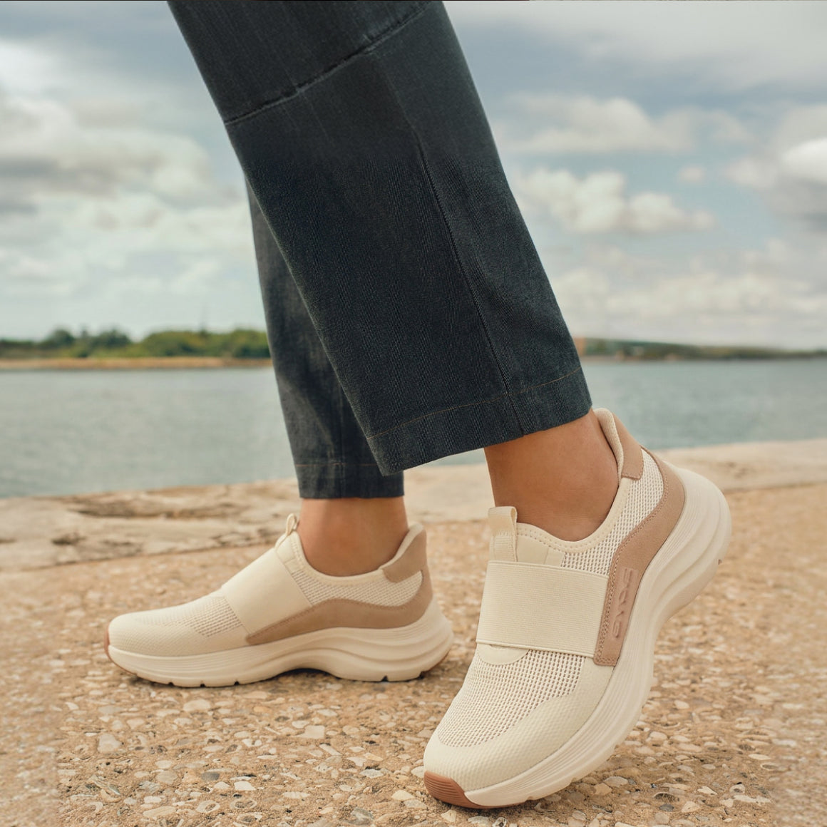EASYCRUZ sneakers collection