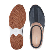 Travelport Clogs