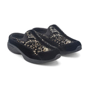 Traveltime Clogs