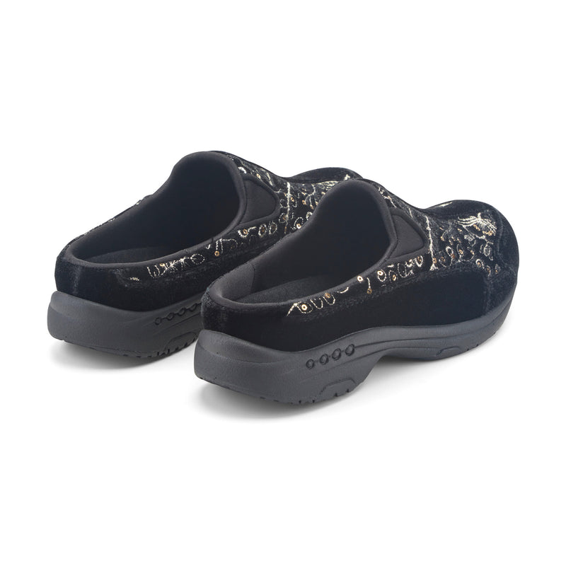 Traveltime Clogs