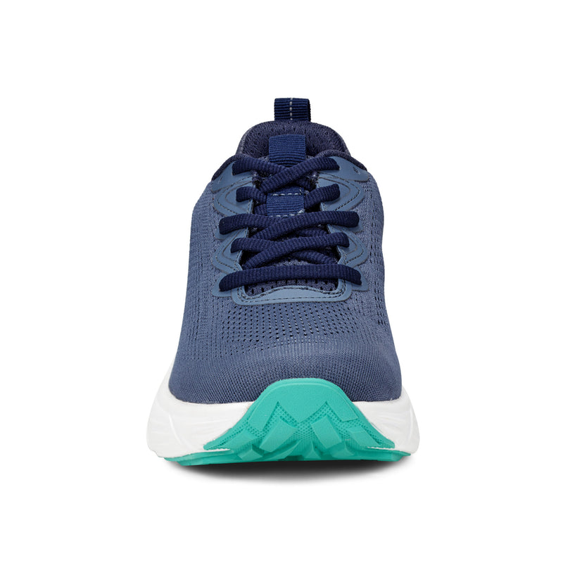 Laconia Walking Shoes