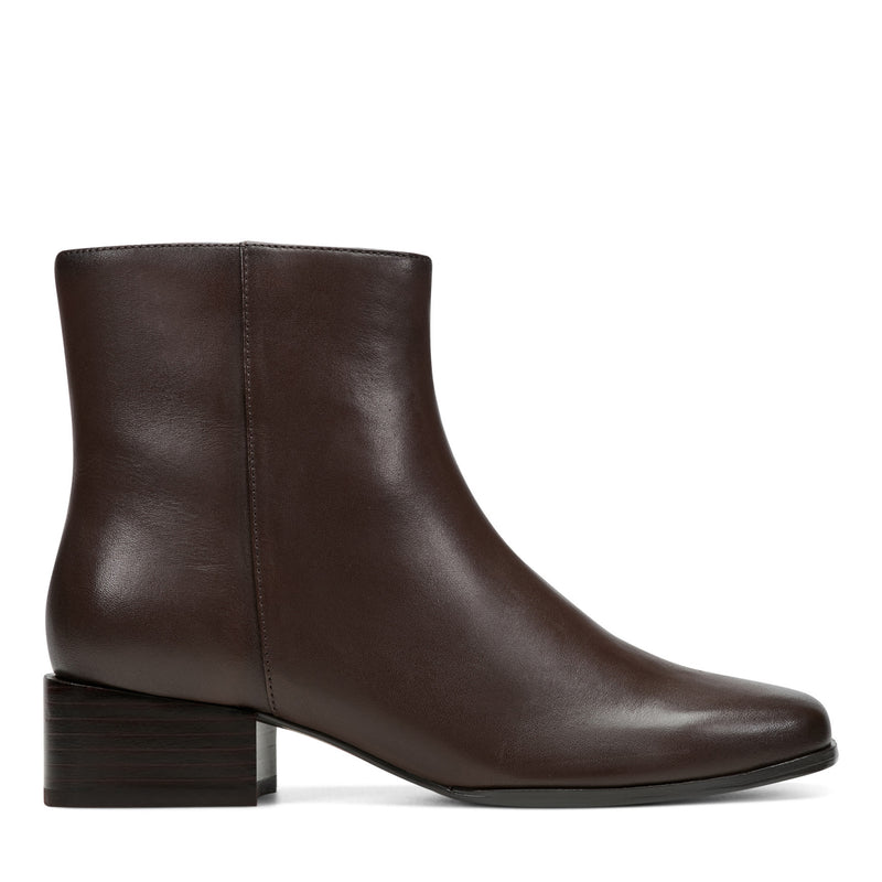 womens dress brown boots Outfit Inspiration