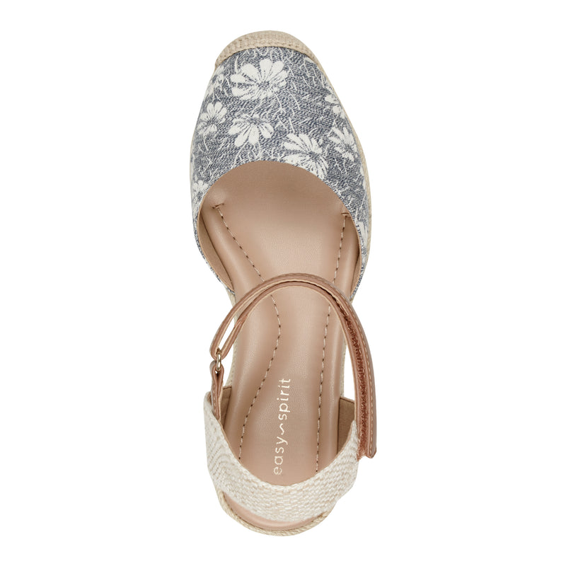 Makaylie Wedge Heels