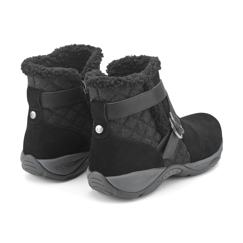 Evara Cozy Booties