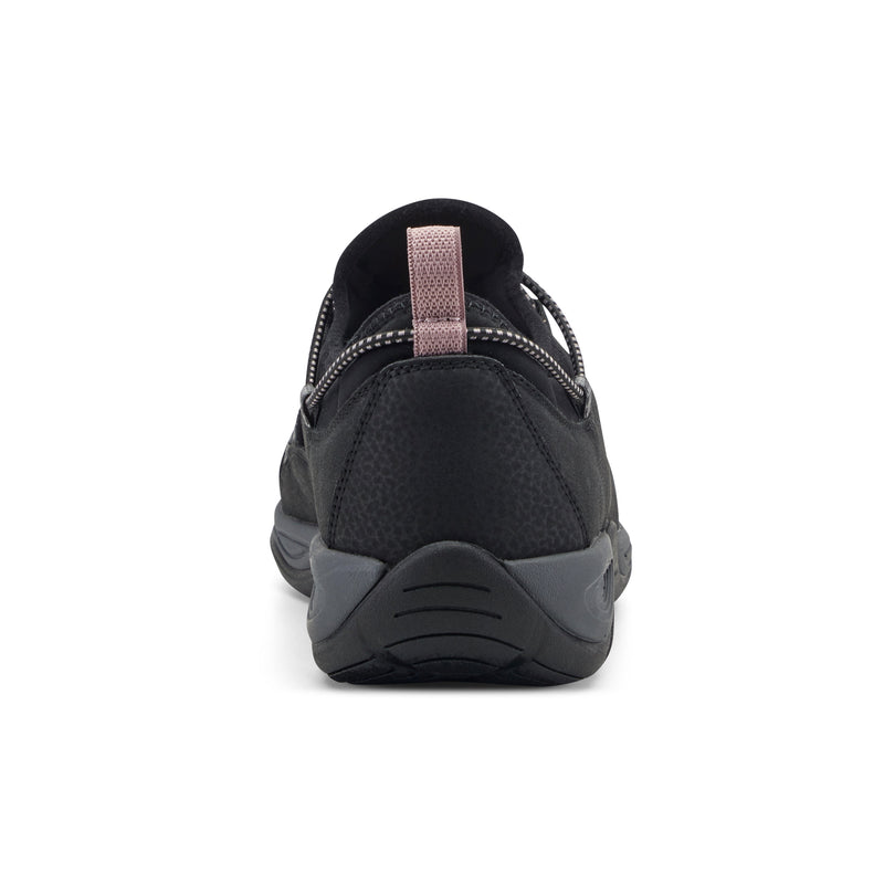 Everete Walking Shoes