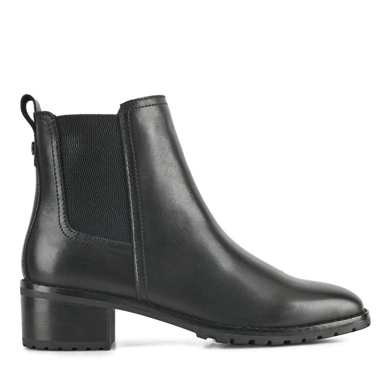 Easy Spirit Fedra 9 Women's Black Leather Easy Spirit Fedra 9 Women's Black Leather