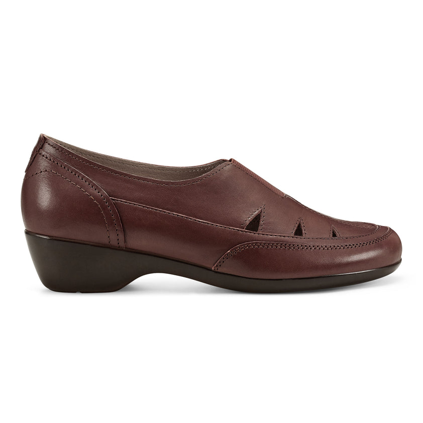 Daisie Casual Slip On Shoes – Easy Spirit