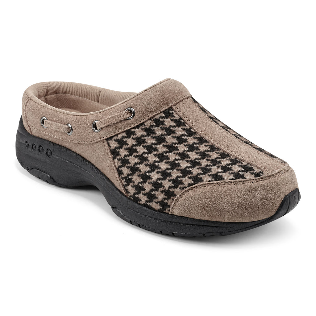 Travelport Clogs
